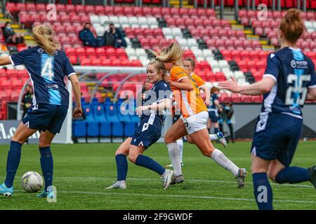 Cumbernauld, Großbritannien. April 2021. Action during the Scottish Building Society Scottish Women's Premier League 1 Fixture Glasgow City vs Motherwell FC, Broadwood Stadium, Cumbernauld, North Lanarkshire 18/04/2021 Stockfoto