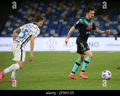 Neapel, Kampanien, Italien. April 2021. Während des italienischen Serie A Fußballmatches SSC Napoli gegen FC Inter am 18. April 2021 im Diego Armando Maradona Stadium in Neapel.in Bild: Mario Rui Credit: Fabio Sasso/ZUMA Wire/Alamy Live News Stockfoto