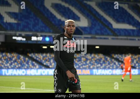 Neapel, Kampanien, Italien. April 2021. Während des italienischen Serie A Fußballmatches SSC Napoli gegen FC Inter am 18. April 2021 im Diego Armando Maradona Stadium in Neapel.in Bild: Victor Osimhen Credit: Fabio Sasso/ZUMA Wire/Alamy Live News Stockfoto