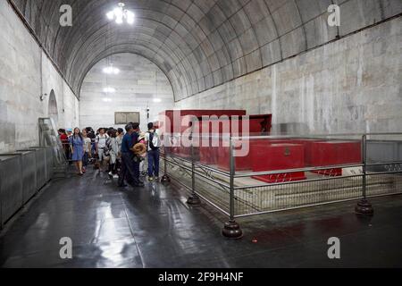 Touristen in Zhaoling Grab Ming-Dynastie in Peking UNESCO-Weltkulturerbe, China Stockfoto