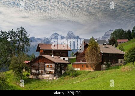 Freilichtmuseum der Tiroler Bauernhöfe im Spätherbst. Tirol, Österreich. Stockfoto