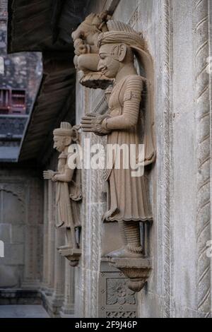 Maheshwar, Indien - 2021. März: Detail des Ahilya Fort in Maheshwar am 16. März 2021 in Madhya Pradesh, Indien. Stockfoto