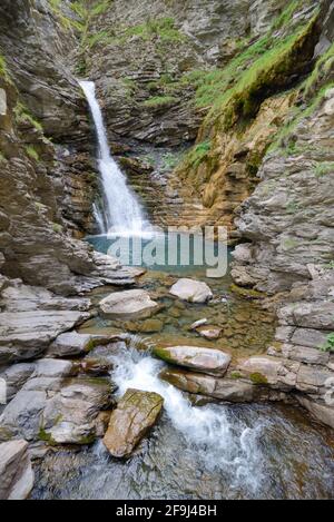 Cascade de la Lance oder der Lance Wasserfall im Haut-Verdon Valley Colmars-les-Alpes Nationalpark Mercantour Alpes-de-Hute-Provence Frankreich Stockfoto