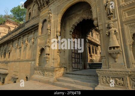 Maheshwar, Indien - 2021. März: Detail des Ahilya Fort in Maheshwar am 18. März 2021 in Madhya Pradesh, Indien. Stockfoto