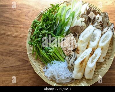 Japanischer Hot Pot mit Kiritanpo (Kartoffelpüree), Präfektur Akita, Japan Stockfoto