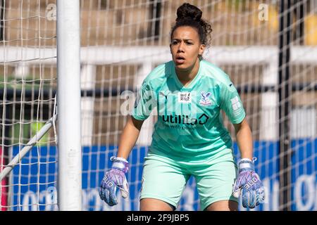 Bromley, Großbritannien. April 2021. Chloe Morgan (1 Crystal Palace) während des Vitality Womens FA Cup-Spiels zwischen Crystal Palace und London Bees in der Hayes Lane, Bromley, England. Kredit: SPP Sport Pressefoto. /Alamy Live News Stockfoto