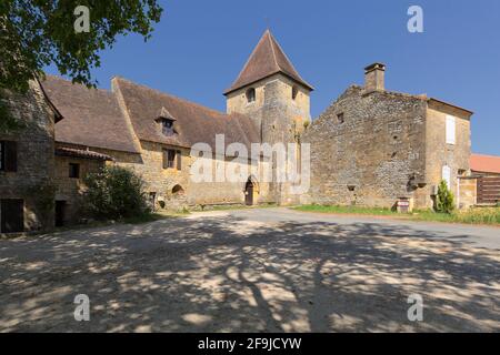 Die Dorfkirche, die dem heiligen Marcel geweiht ist, in Sireuil, Dordogne, Frankreich Stockfoto