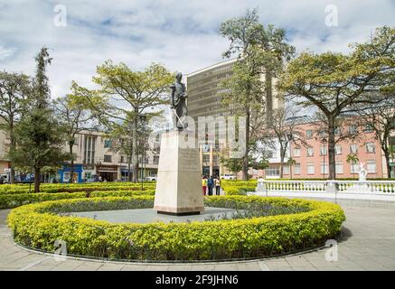 Ibague, Tolima / Kolumbien - 05. November 2016. Der Parque Bolivar ist einer der bekanntesten Orte in Ibagué Stockfoto