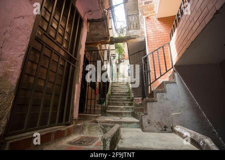 Medellín, Antioquia / Kolumbien - 8. Juli 2019. Kommune 13, San Javier ist eine der 16 Gemeinden der Stadt und liegt westlich des westlichen Centra Stockfoto