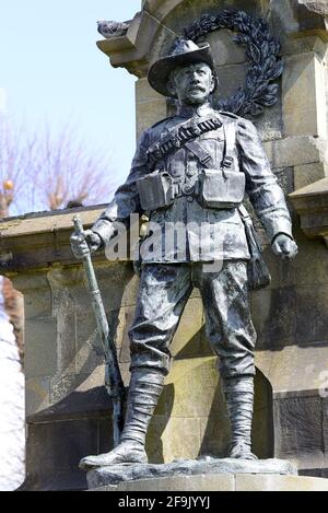 Canterbury, Kent, Großbritannien. Dane John Gardens: Buffs und Royal East Kent Imperial Yeomanry Boer war Memorial. 1904 Vorgestellt Stockfoto