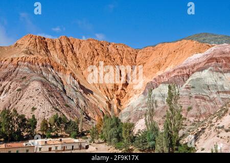 Purmamarca. Berg Der Sieben Farben. Jujuy, Argentinien. Stockfoto