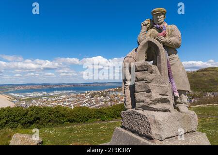 Spirit of Portland Statue Steinskulptur in Portland Heights, Weymouth, Dorset UK im April Stockfoto