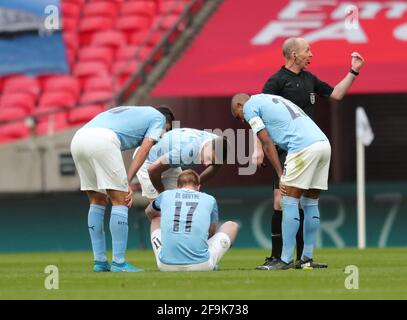 KEVIN DE BRUYNE NIMMT VERLETZUNGEN AUF, CHELSEA FC V MANCHESTER CITY FC, 2021 Stockfoto