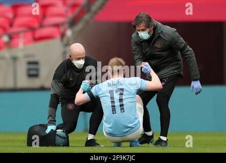 KEVIN DE BRUYNE NIMMT VERLETZUNGEN AUF, CHELSEA FC V MANCHESTER CITY FC, 2021 Stockfoto
