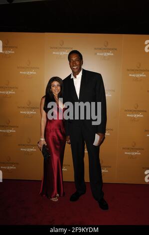 Miami, Vereinigte Staaten Von Amerika. November 2007. MIAMI - FL, 10. NOVEMBER 2007: Scottie Pippen und seine Frau Larsa beim 13. Jährlichen Intercontinental Make A Wish Ball. 10. November 2007 in Miami, Florida Menschen: Scottie Pippen; Larsa Pippen Kredit: Storms Media Group/Alamy Live News Stockfoto