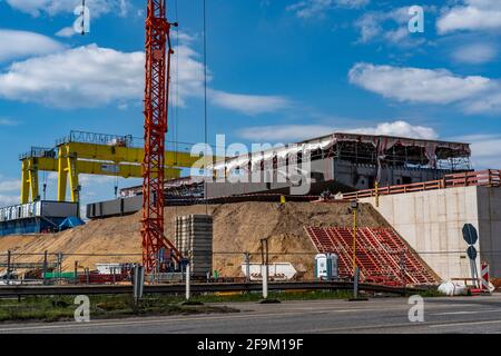 Neubau der Autobahnbrücke Neuenkamp auf der A40, über den Rhein bei Duisburg, Bau der Brückenpfeilern, die neue Brücke ist Stockfoto