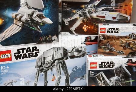 LEGO Star Wars in einem Spielzeugfenster Stockfoto