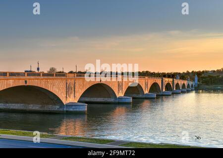 Die Arlington Memorial Bridge über den Potomac River in Washington, D.C. Stockfoto