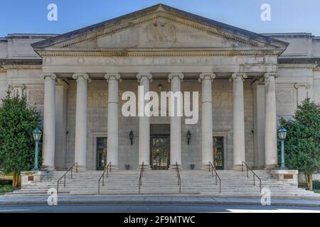 Washington, DC - 3. Apr 2021: Töchter der amerikanischen Revolution Constitution Hall, eine Konzerthalle in der Nähe des Weißen Hauses in Washington, D.C. Stockfoto