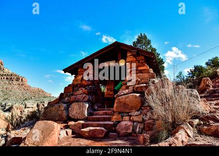 Das 3 Meilen (4,8 km) große Rasthaus am Bright Angel Trail - Grand Canyon, AZ, South Rim Stockfoto