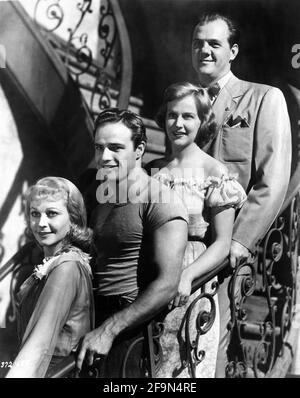 VIVIEN LEIGH MARLON BRANDO KIM HUNTER und KARL MALDEN posierten Werbeportrait für EINE STRASSENBAHN NAMENS DESIRE 1951 Regie ELIA KAZAN Originalstück / Drehbuch TENNESSEE WILLIAMS Charles K. Feldman Group / Warner Bros Stockfoto