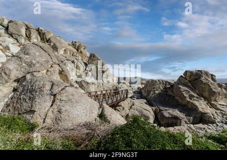 Die Ruinen der alten thrakischen Stadt Perperikon, die vermutlich ein heiliger Ort gewesen ist, befinden sich in der Kardzhali Region, Bulgarien Stockfoto