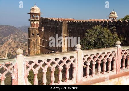 Amber oder Amer Fort in der Nähe von Jaipur Stadt, Detail aus dem oberen Teil der Festung, Rajasthan, Indien Stockfoto