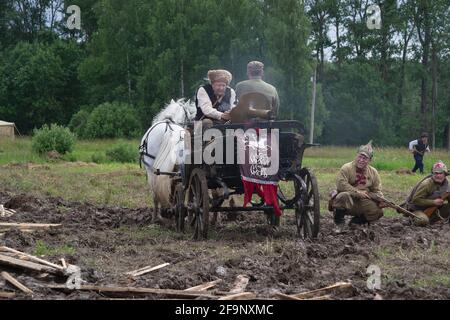 Rekonstruktion der Ereignisse des russischen Bürgerkrieges im Jahr 1919. Russland, Region Moskau, Nelidovo 15. Juli 2017 Stockfoto