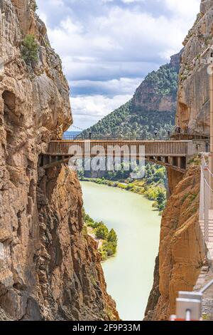 Royal Trail (El Caminito del Rey) in der Schlucht des Gaitanes Chorro, Provinz Malaga, Spanien. Stockfoto