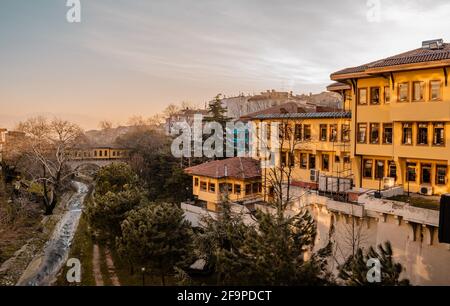 Traditionelle osmanische Architektur in der Stadt Bursa, Türkei Stockfoto