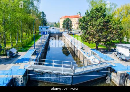 Schloss podebrady und Schloss podebrady im Hintergrund, Tschechische Republik Stockfoto