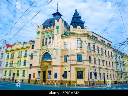 Prächtiges Gebäude der Synagoge in der tschechischen Stadt hradec kralove Stockfoto