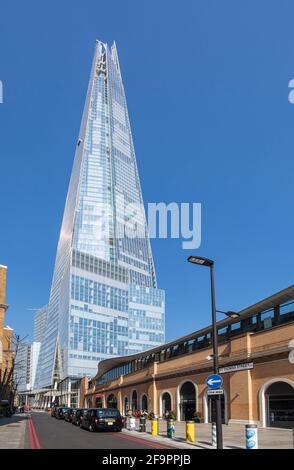London Bridge Railway Station und The Shard. Stockfoto
