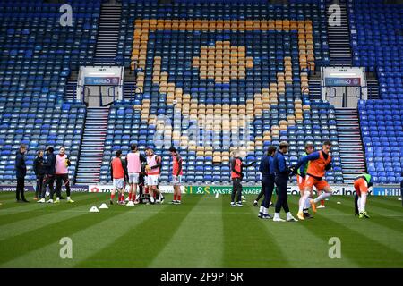 Eine allgemeine Ansicht des Stadions vor dem Start - Portsmouth gegen Blackpool, Sky Bet League One, Fratton Park, Portsmouth, Großbritannien - 20. Februar 2021 nur zur redaktionellen Verwendung - es gelten die Einschränkungen von DataCo Stockfoto