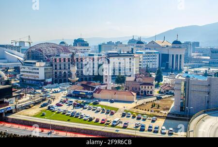 Luftaufnahme der mazedonischen Hauptstadt skopje von der Kaale-Festung. Stockfoto