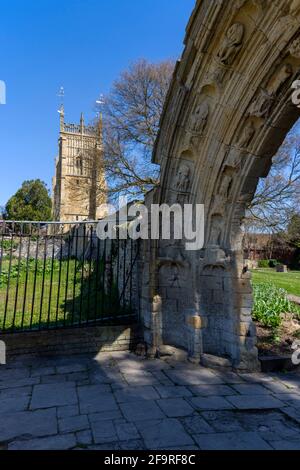 Steinbogen, Abbey Gardens, Evesham, Worcestershire, England, VEREINIGTES KÖNIGREICH Stockfoto