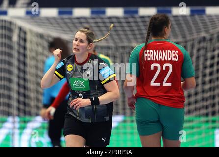 Hamm, Deutschland. 20. Apr 2021. firo: 04/20/2021 Handball: Frauen Frauen Landerspiel WM Qualifikation DHB Frauen Nationalmannschaft Deutschland - Portugal Jubel, Torjubel, Geste, Geste, Marlene Zapf Quelle: dpa/Alamy Live News Stockfoto