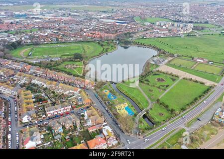 Stadtansicht von Eastbourne und Princess Park, Stadtbild und Parkansicht Stockfoto