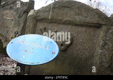 Schottland, Ayrshire, Mauchline Church, Graveyard, 16. April 2021. Markierte Gräber mit Verbindungen zu Robert Burns Stockfoto