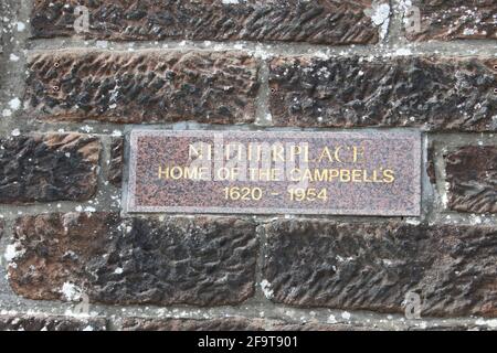 Schottland, Ayrshire, Mauchline Church, Graveyard, 16. April 2021. Markierte Gräber mit Verbindungen zu Robert Burns Stockfoto