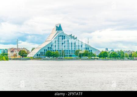 Ansicht der Lettischen Nationalbibliothek in Riga, Lettland. Stockfoto