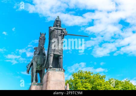 Statue des Großherzogs Gediminas auf dem Katedros-Platz in Vilnius, Litauen. Stockfoto