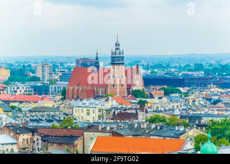 Luftaufnahme der Fronleichnamskirche im Stadtteil Kazimierz in Krakau/Krakau in Polen. Stockfoto