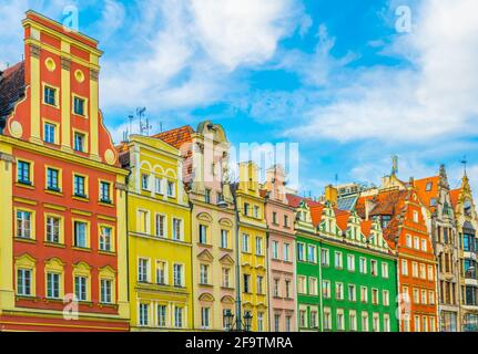 Bunte Häuser am Rynek, dem malerischen Platz im Zentrum von Breslau, Polen Stockfoto