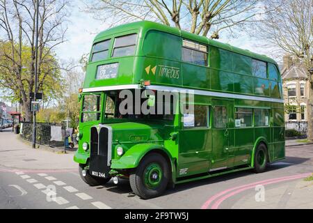 London, Großbritannien. 18. April 2021. Event LT RLHs 50 Jahre später - Vintage Doppeldeckelbus in Clapton. Quelle: Waldemar Sikora Stockfoto