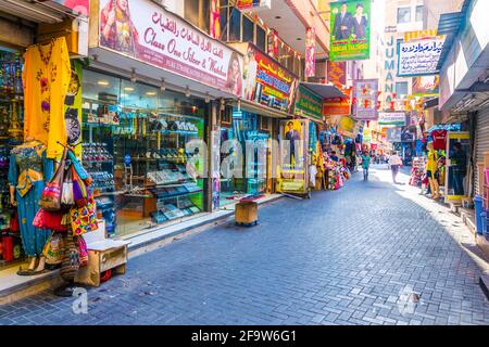 MANAMA, BAHRAIN, 23. OKTOBER 2016: Blick auf den Suq Bab al Bahrain in Manama, der Hauptstadt von Bahrain Stockfoto