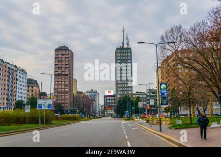 MAILAND, ITALIEN, 13. MÄRZ 2016: Blick auf die Wolkenkratzer eines Geschäftszentrums im viertel porta nuova in mailand, italien. Stockfoto