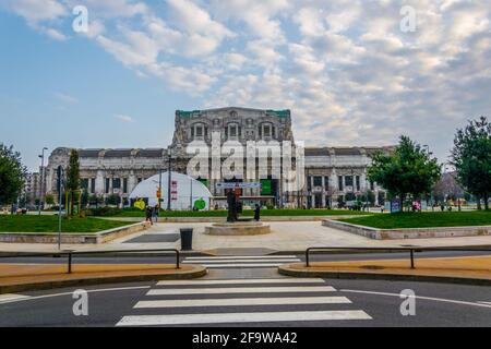 MAILAND, ITALIEN, 13. MÄRZ 2016: Blick auf den bahnhof milano centrale, italien. Stockfoto