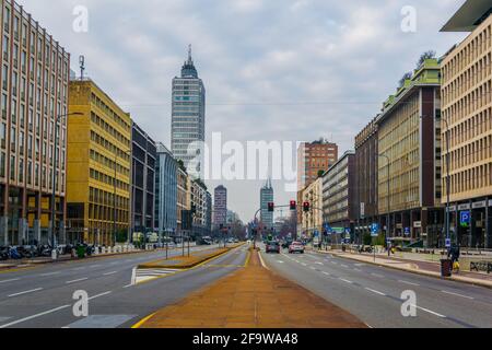 MAILAND, ITALIEN, 13. MÄRZ 2016: Blick auf die Wolkenkratzer eines Geschäftszentrums im viertel porta nuova in mailand, italien. Stockfoto