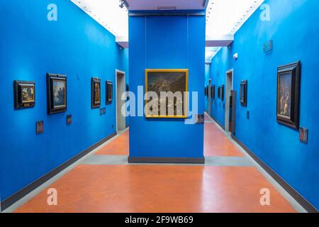 FLORENZ, ITALIEN, 15. MÄRZ 2016: Wunderschöne Gemälde im blauen Raum der uffizien in florenz, italien. Stockfoto